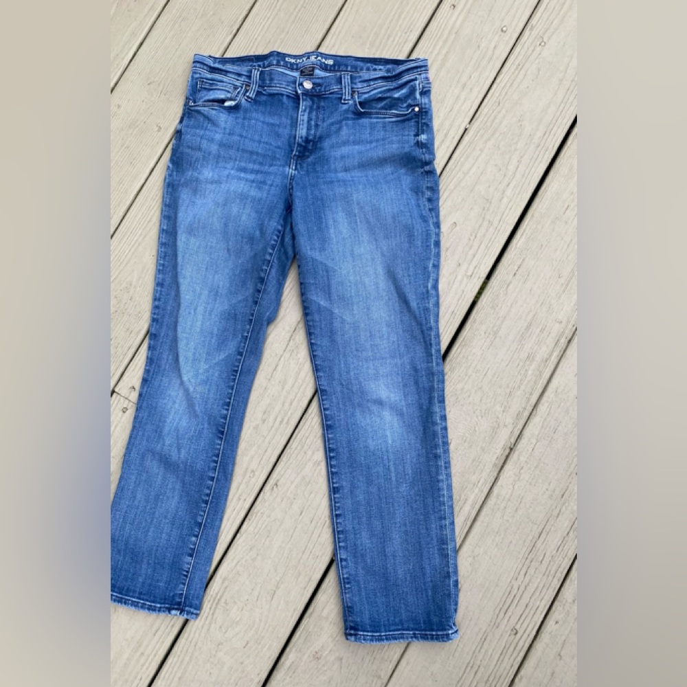 DKYN - Woman’s SOHO straight leg crop jeans, Size: 8